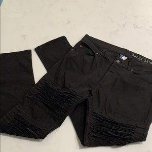 “Super Skinny” black Denim jeans